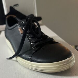 Ecco Leather Black and White Women's Sneakers
